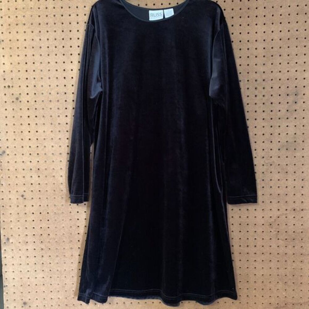 Russ Woman Velvet Dress 1X Black Long Sleeve A-Line Goth Romantic